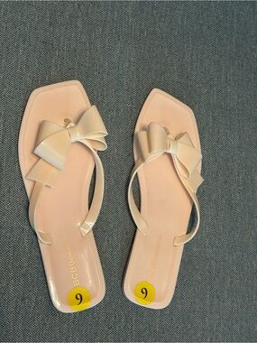 BCBGeneration Light Pink/Bow Thong Sandals